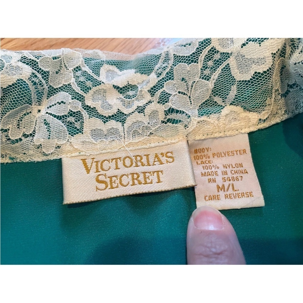VTG Victoria's Secret Gold Label Green Satin Button Up Nightgown Womens Size M/L - Picture 6 of 12